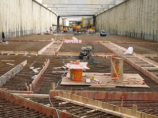 Manukau Rail Tunnel & Platform
